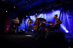 Prospectus (c) Manuel Apprioual